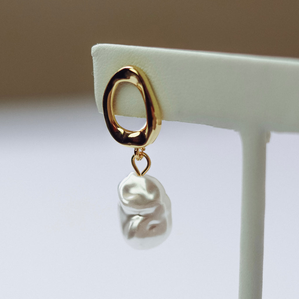 Aretes Aura