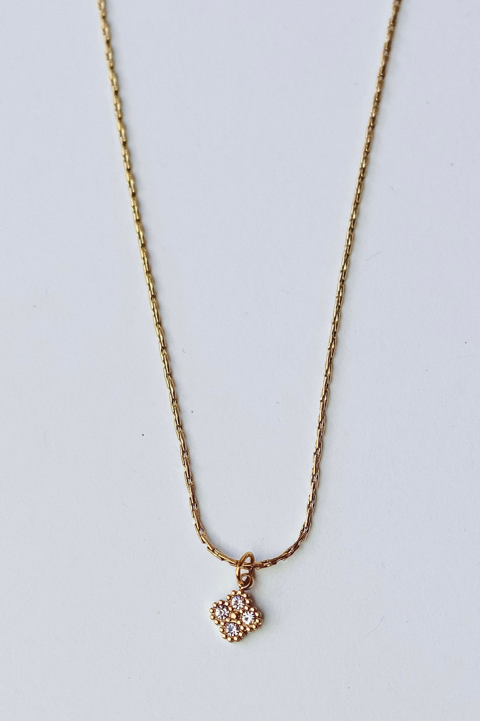 Collar Lina