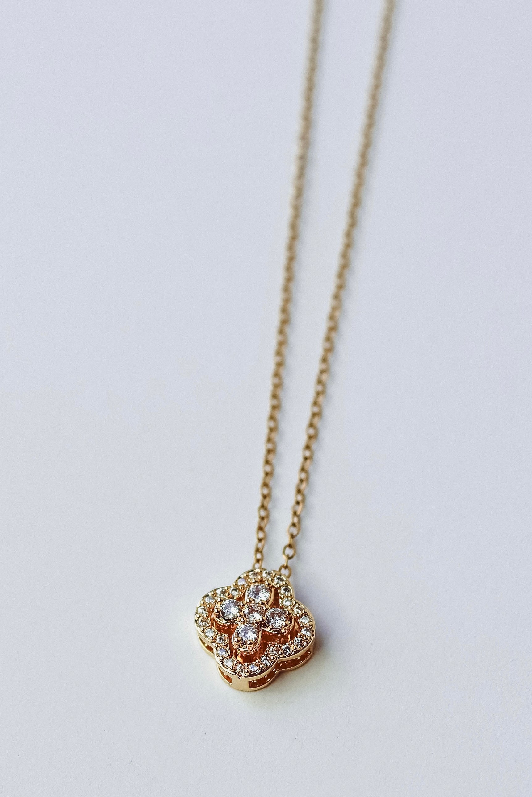 Collar Trébol