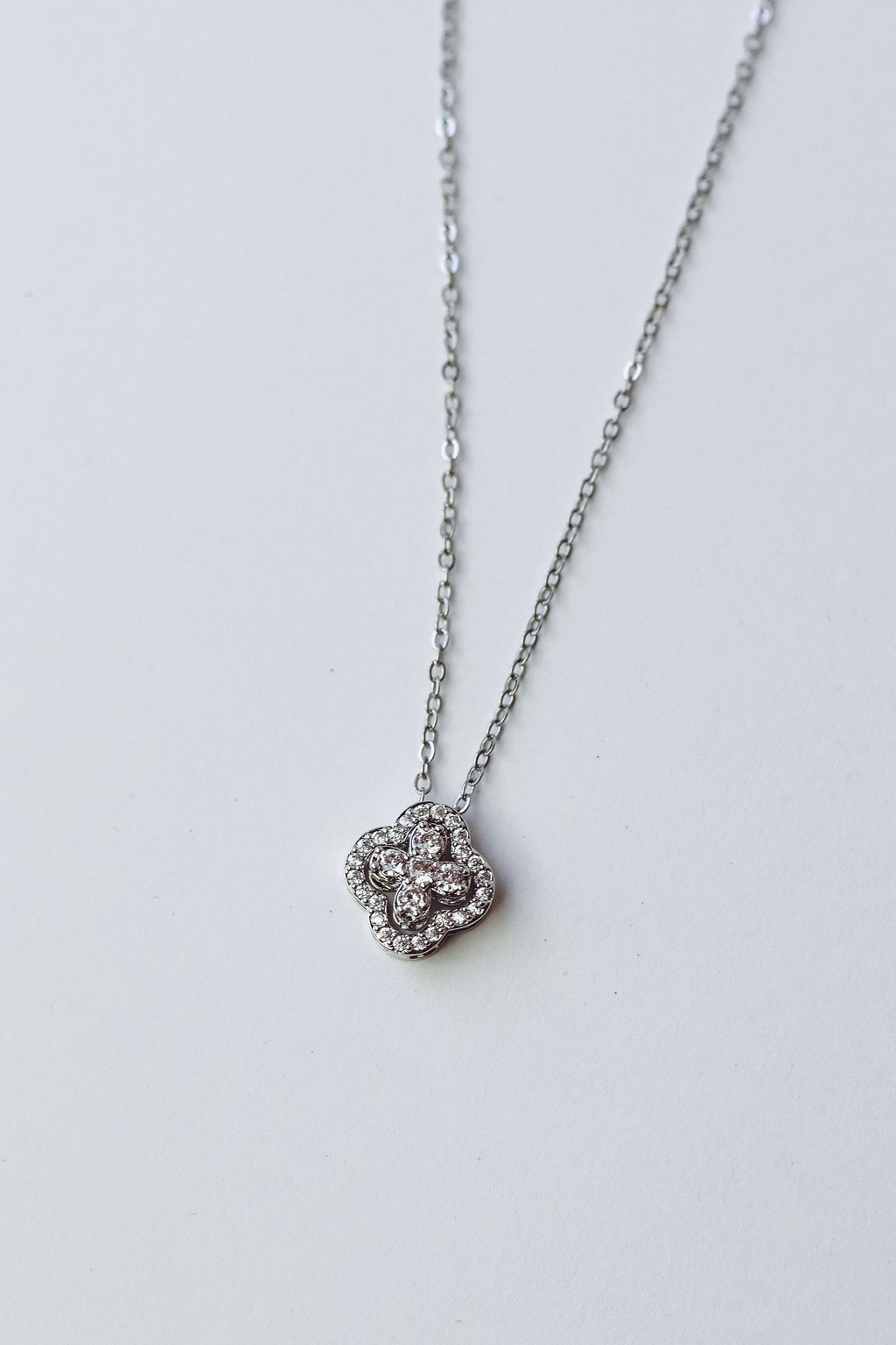 Collar Trébol